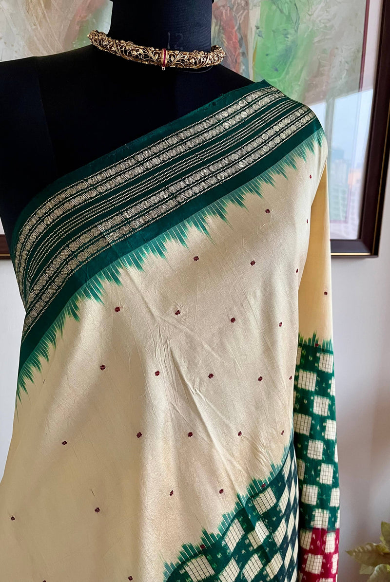 MADHU- ELEGANT CREAM POCHAMPALLY SILK WITH UNIQUE GANGA JAMUNA BORDERS