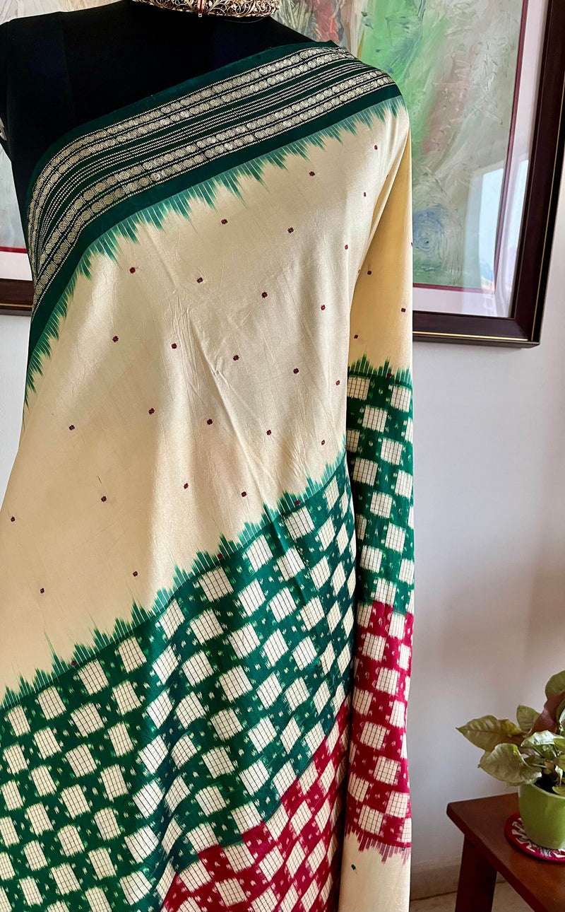 MADHU- ELEGANT CREAM POCHAMPALLY SILK WITH UNIQUE GANGA JAMUNA BORDERS