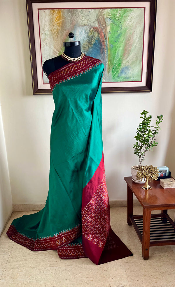 NAVYAANI- TEAL POCHAMPALLY SILK WITH TRIANGLES AND TEMPLE BORDER