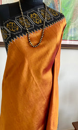 SUBIRA – RUST BROWN POCHAMPALLY SILK WITH HEXAGONAL MOTIFS