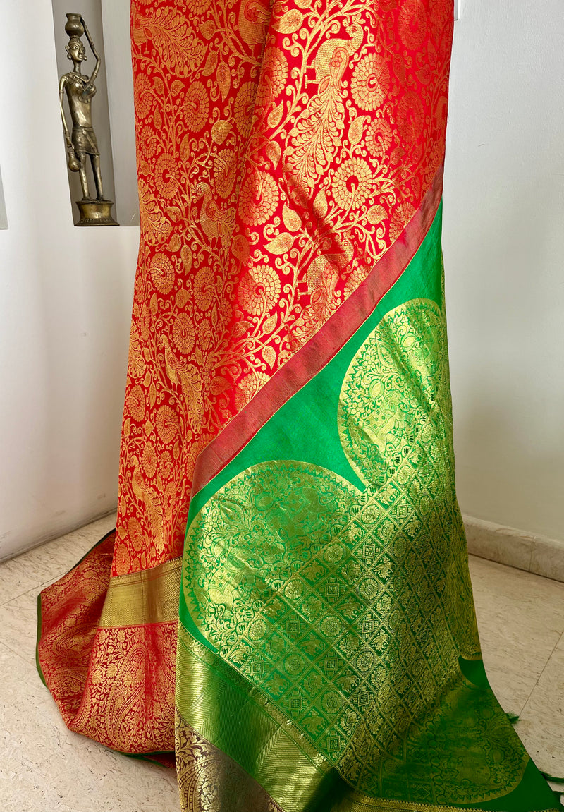 RAJINI – ORANGE KANJIVARAM WITH TRADITIONAL ZARI WOVEN MOTIFS