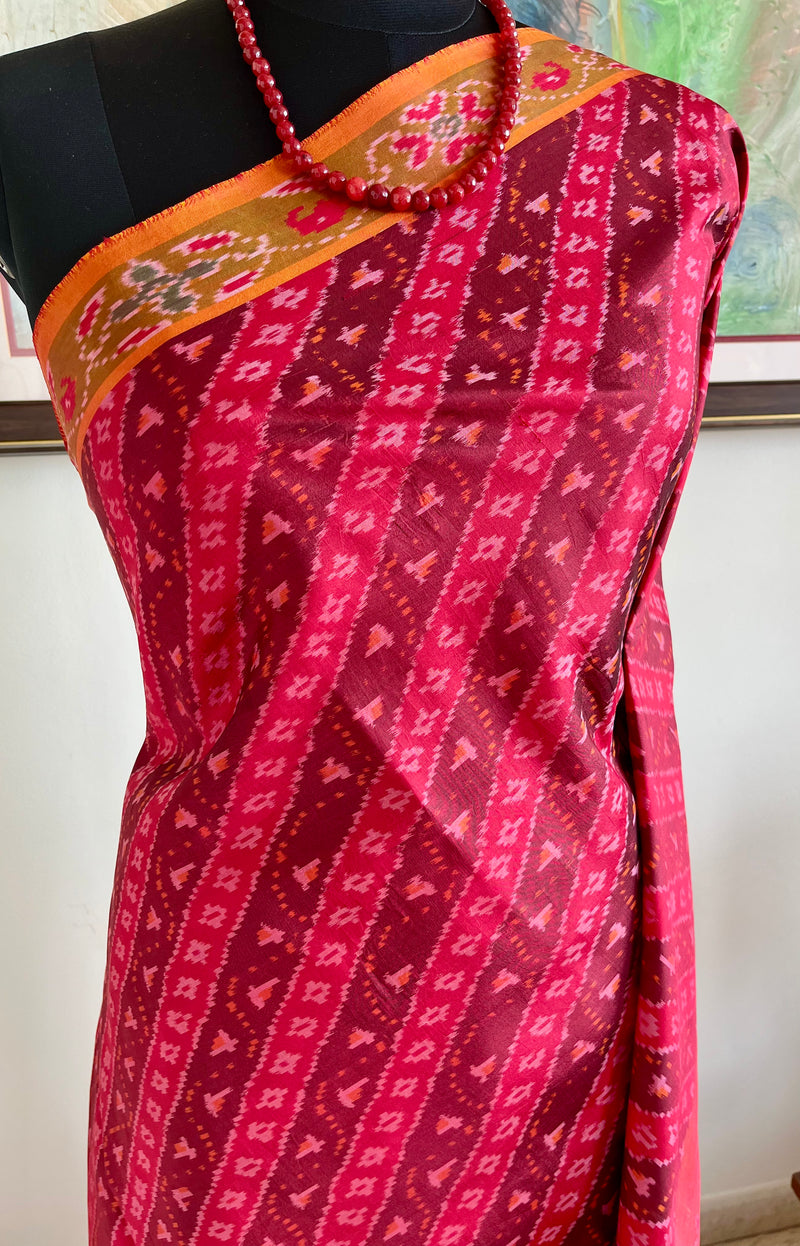 NAYIRA – POCHAMPALLY SILK WITH FLORAL GREEN BORDER DETAIL