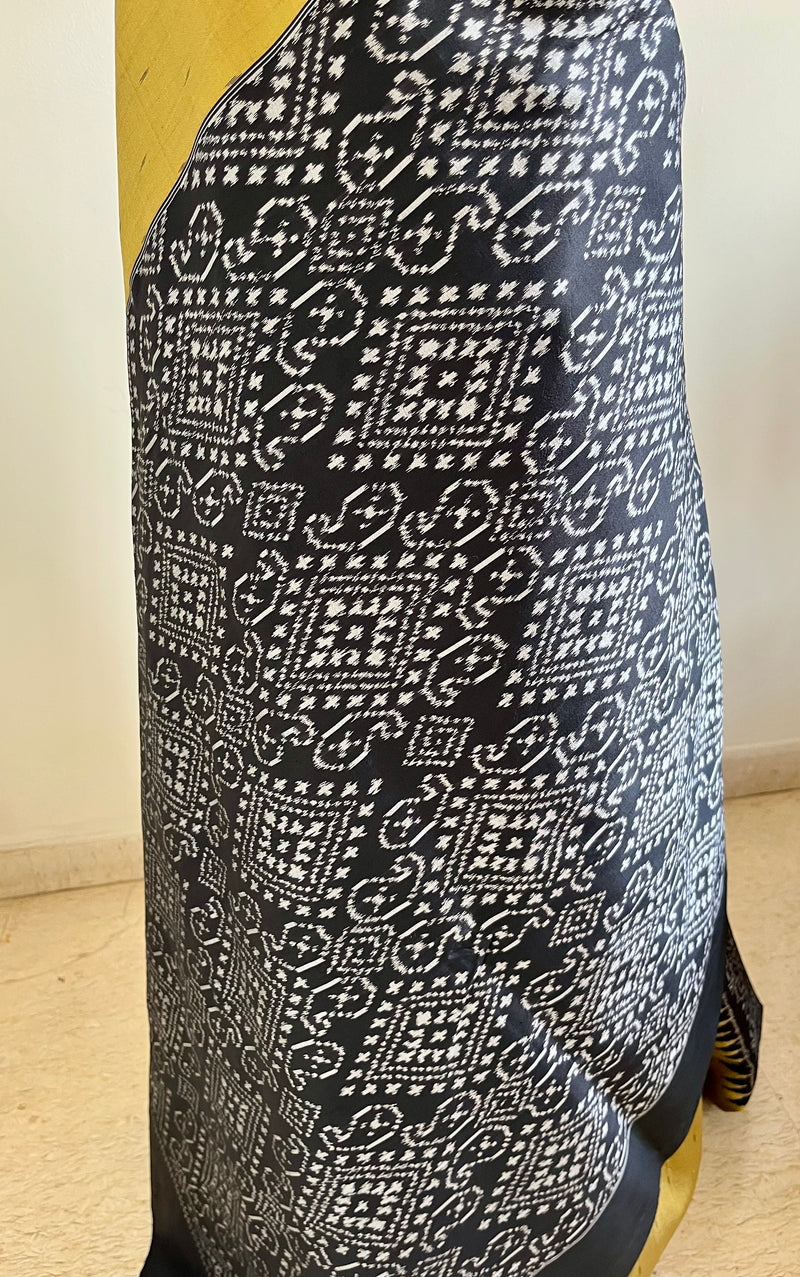 SEVITHA- POCHAMPALLY SILK IN BEIGISH GREEN WITH BOLD BLACK AANCHAL