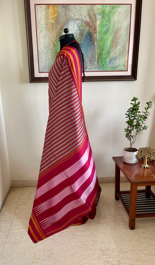 ALAIYA- NEVER WORN KORVAI KANJIVARAM WITH CHECKS AND CHEVRON BORDER