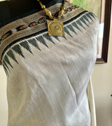 AARSHIYA - WHITE BLACK KHANDUA WITH BANDHA FLORAL AANCHAL
