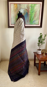 VIKRAMI – GREY PUTAPAKKA IKKAT WITH BLACK BOLD AANCHAL