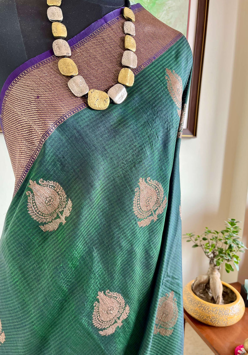 NEHAL- EXQUISITE KATAN SILK BANARASI WITH ANTIQUE GOLD ZARI MOTIFS