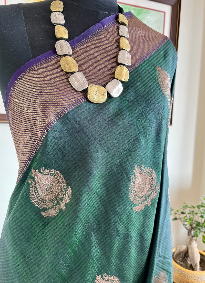 NEHAL- EXQUISITE KATAN SILK BANARASI WITH ANTIQUE GOLD ZARI MOTIFS