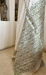 MANASHI: ELEGANT ASSAM SILK SAREE WITH FLORAL MOTIFS