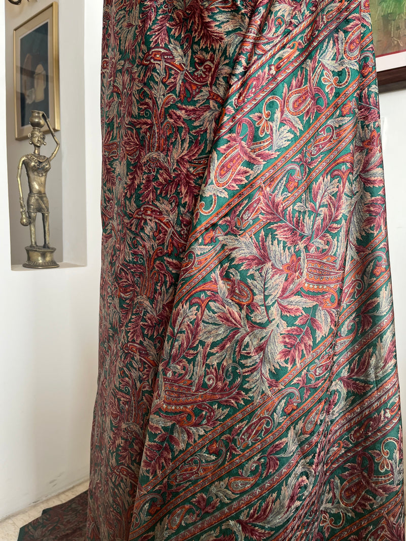 KOMAL- LIGHTWEIGHT PRINTED SILK WITH FLORAL AND CHEVRON AANCHAL