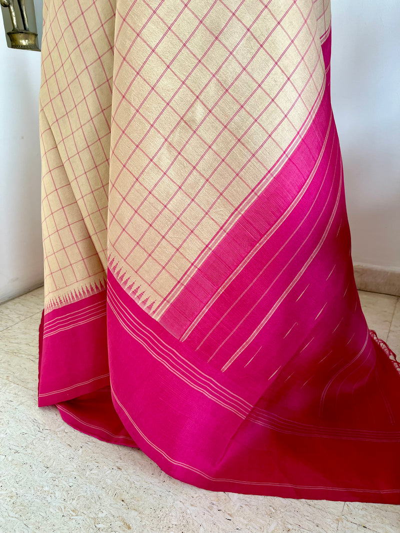 PRITHILA – LIGHT BEIGE KATTAM KANJIVARAM SAREE WITH PINK CHECKS