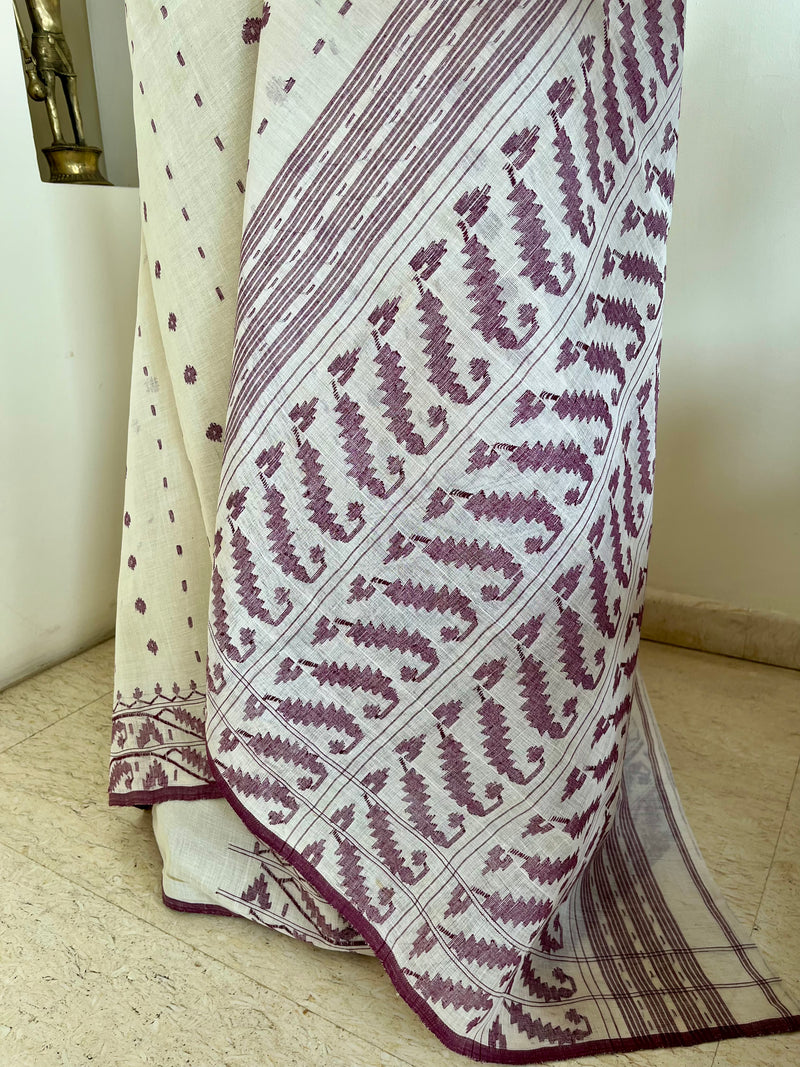 POUSHALI – WHITE JAMDANI COTTON WITH FLORAL AND LINEAR MOTIFS