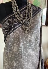 TANASI - TIMELESS POCHAMPALLY SILK WITH INTRICATE IKAT WORK