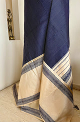 MANJULAI – BLUE AND OFF-WHITE KATTAM KANJIVARAM WITH FLORAL BORDERS