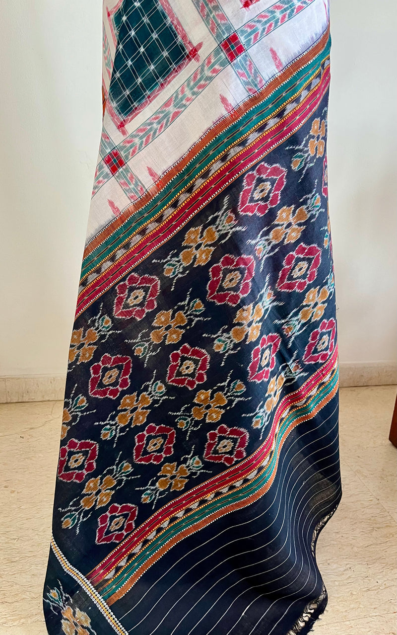 MRIGANKAA – VIBRANT ASHWINI COTTON SAREE WITH BLACK AANCHAL FLORALS