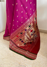 MANUSHI – MAGENTA PINK PAITHANI WITH NARALI BORDER AND MOR KUNDA AANCHAL