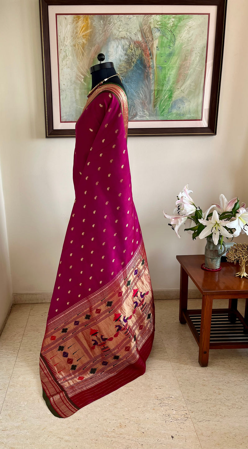MANUSHI – MAGENTA PINK PAITHANI WITH NARALI BORDER AND MOR KUNDA AANCHAL