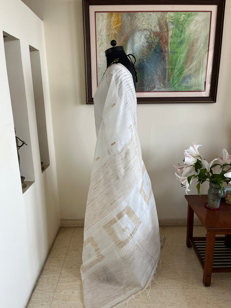 ANULEKHA – PRISTINE WHITE MATKA SILK JAMDANI WITH GOLD