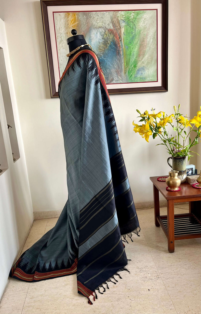 KANNAGI - VINTAGE GREY KANJIVARAM WITH RUST AND GOLD ALLURE