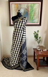 TANUVELA – POCHAMPALLY SILK IN BLACK WHITE WITH FLORAL GRID