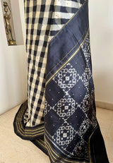 TANUVELA – POCHAMPALLY SILK IN BLACK WHITE WITH FLORAL GRID