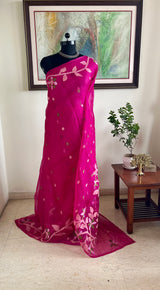 YUGITA- MAGENTA MUSLIN JAMDANI WITH PEACH AND GREEN FLORALS