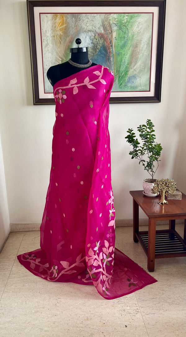 YUGITA- MAGENTA MUSLIN JAMDANI WITH PEACH AND GREEN FLORALS