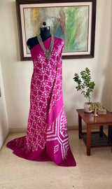 AAMEYA- MAGENTA POCHAMPALLY WITH WHITE DIAMOND AND ZIGZAG MOTIFS