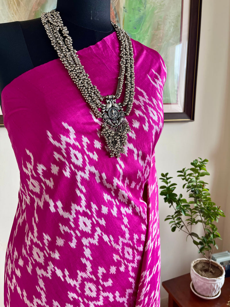 AAMEYA- MAGENTA POCHAMPALLY WITH WHITE DIAMOND AND ZIGZAG MOTIFS