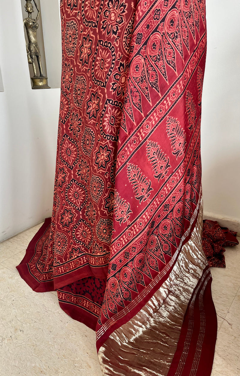 BINAL – RED AJRAKH MODAL SILK WITH LAGDI PATTA AANCHAL
