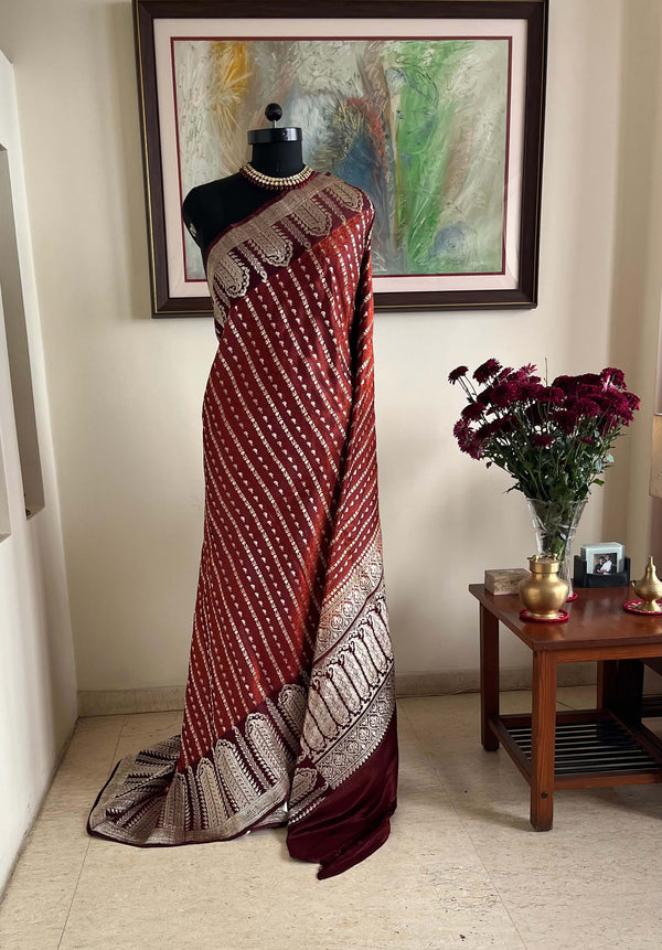 GUNWANTI: VINTAGE TANCHOI BANARASI SAREE WITH INTRICATE FLORAL ZARI DETAILING