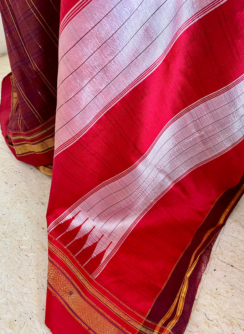 DHARIKA- MAROON ILKAL SAREE WITH CHECKS CHEVRON BORDER AND TOPI TENI