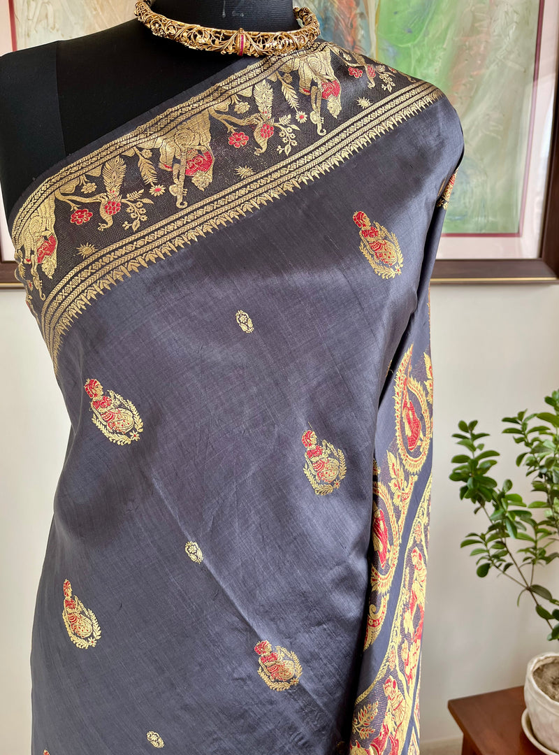 ISHITA – BLUE SWARNACHARI WITH MAIDEN AND MYTHOLOGICAL TALES