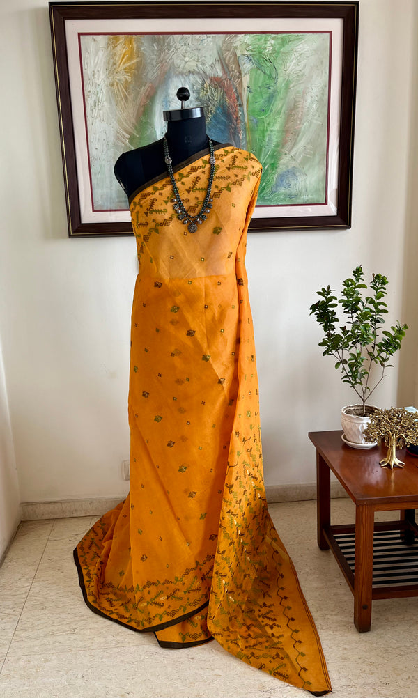 ROSHMITA – ORANGE JAMDANI WITH ZARI BORDER AND ELABORATE AANCHAL