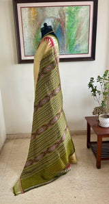 SIDHESWARI- CREAM KHANDUA WITH DOUBLE TEMPLE AND RUDRAKSHA BORDER