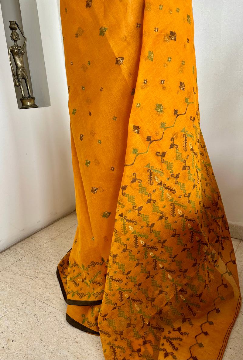 ROSHMITA – ORANGE JAMDANI WITH ZARI BORDER AND ELABORATE AANCHAL