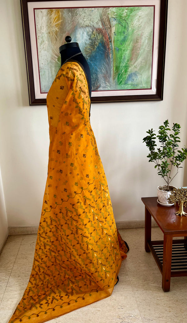 ROSHMITA – ORANGE JAMDANI WITH ZARI BORDER AND ELABORATE AANCHAL