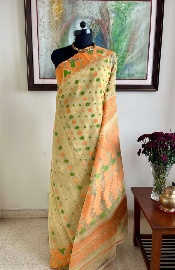 ANANTA - CREAM DHAKAI JAMDAANI WITH FLORAL MOTIFS