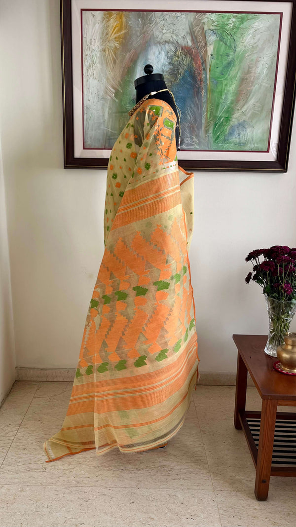 ANANTA - CREAM DHAKAI JAMDAANI WITH FLORAL MOTIFS