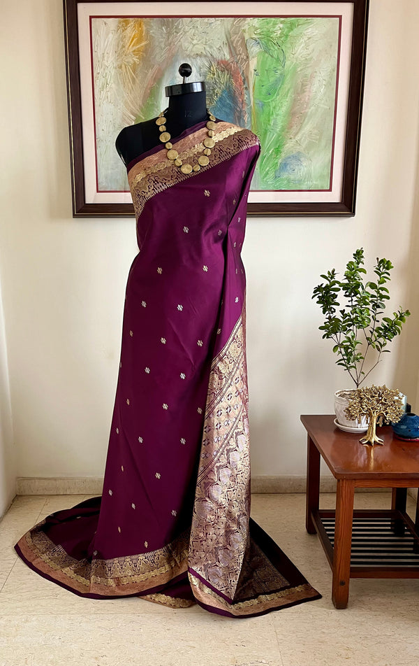 RUVINA- CHOCOLATE BROWN KANJIVARAM WITH ZARI BOOTIS AND STYLIZED AANCHAL