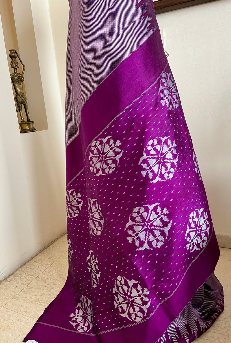 KUMUDIKA – MAUVE POCHAMPALLY WITH PURPLE STRIPES AND WHITE FLORALS