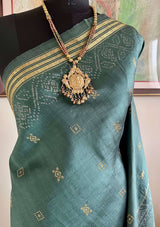 MANVIKA- GREYISH GREEN POCHAMPALLY WITH ZARI BANDS AND KOLAM AANCHAL