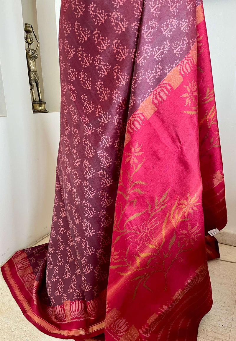 AHNA- TOFFEE PATOLA SILK SAREE WITH RED LOTUS BORDER, FLORAL AANCHAL