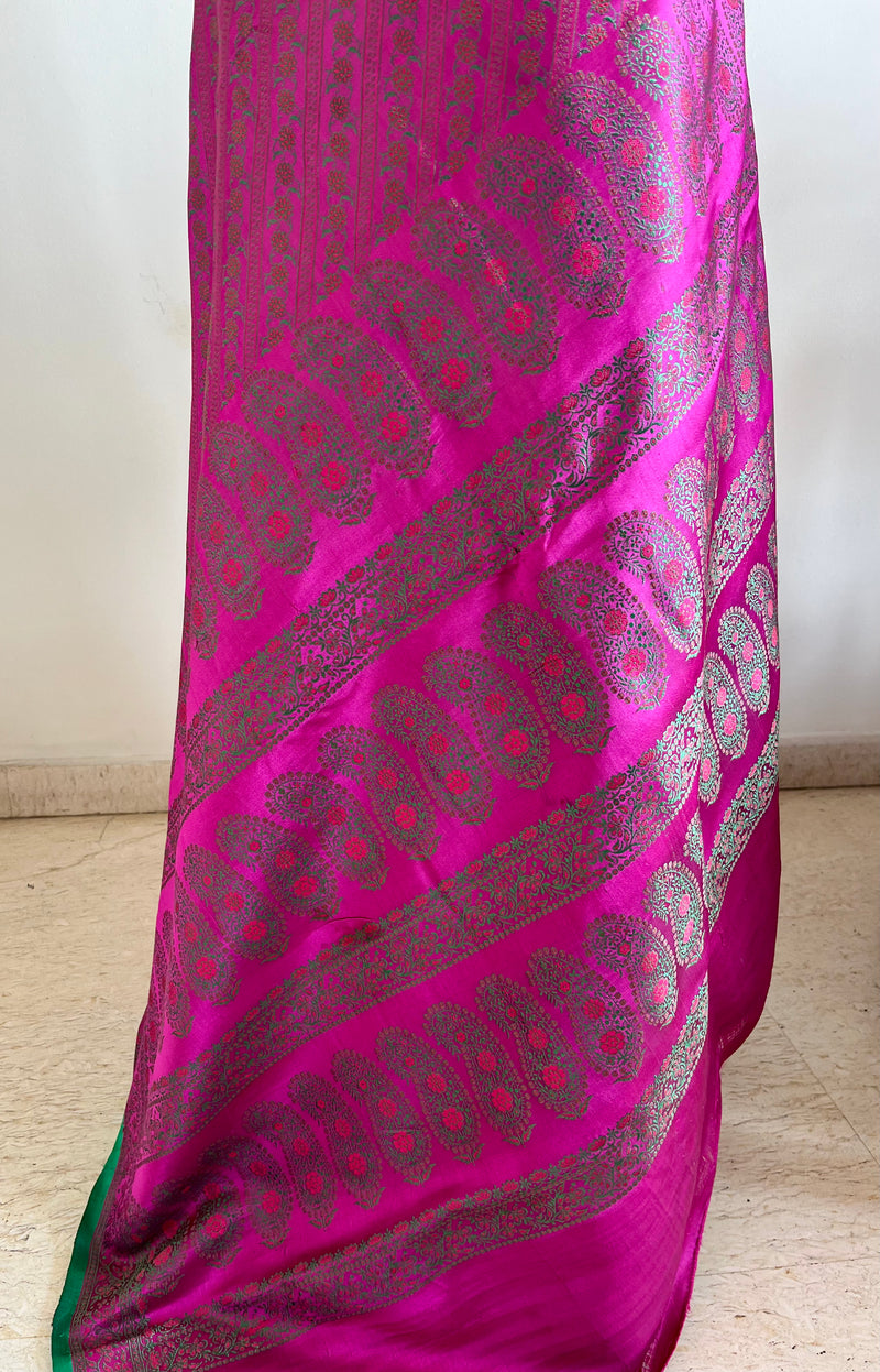 TAHIRA – MAGENTA TANCHOI BANARASI WITH DIAGONAL FLORALS AND PAISLEY AANCHAL