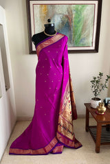 DEVATI- MAGENTA PAITHANI WITH NARALI BORDER AND MOR KUNDA AANCHAL