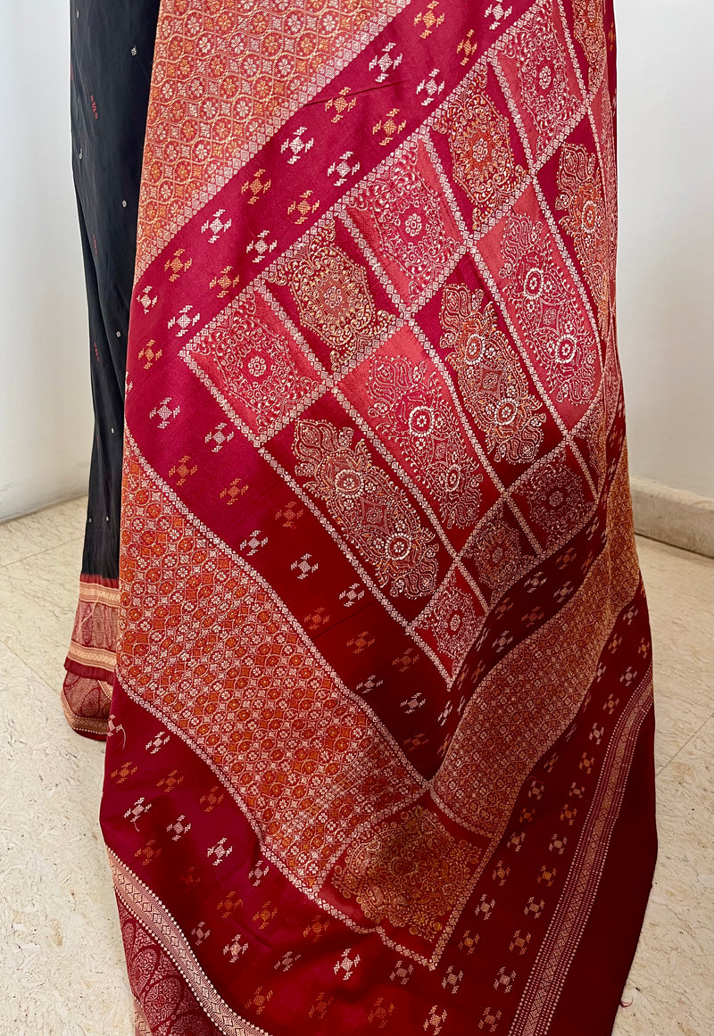 SHALEENA – BLACK BOMKAI WITH STUNNINGLY DETAILED MAROON AANCHAL