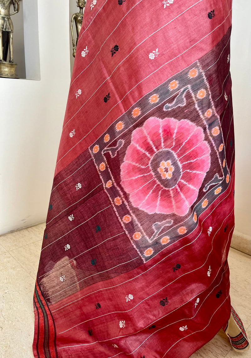 KANAKA – OFF WHITE TUSSAR WITH RUST AANCHAL AND FLORAL COLOR POP