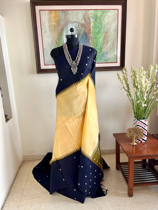 PARVINI - CREAM KANJIVARAM SILK WITH NAVY BLUE BORDER