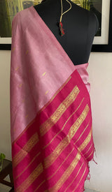 SUHASINI- A MAUVE AND MAROON SHOT COLOURED KANJIVARAM SAREE WITH GOLD ZARI BOOTIS IN THE BODY AND FULLY WOVEN GOLD AND MAROON  ONE SIDED BORDER AND AANCHAL