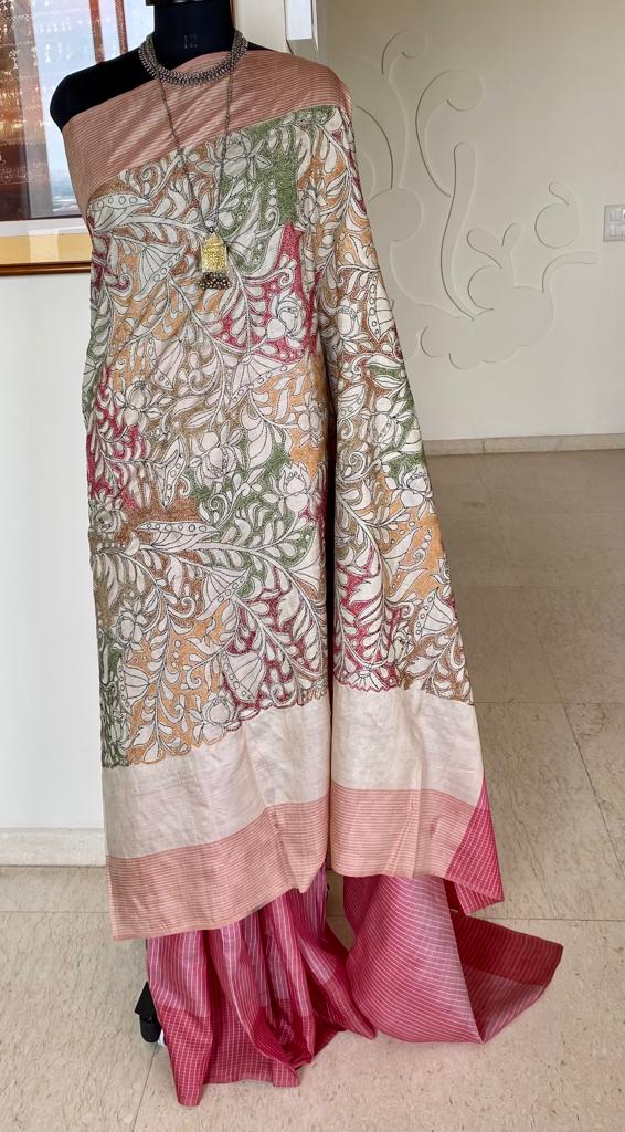BIJOYA- EXQUISITE CREAM KANTHA TUSSAR SILK SAREE WITH UNIQUE EMBROIDERY AND PATLI DETAILING